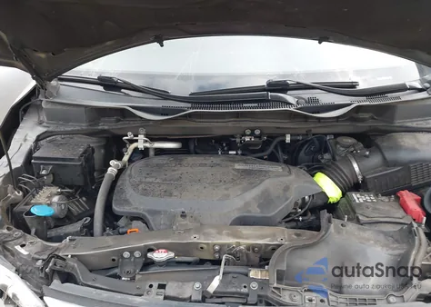 2018 Honda Odyssey Touring z USA, uszkodzony, nr VIN 5FNRL6H81JB043504